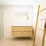 Juanito Maranon By 10tosea 2 Bedrooms דירה *